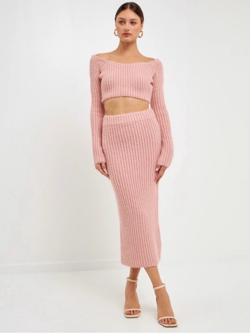 Ribbed Knit Cropped Sweater and Midi Skirt in Dusty Pink
